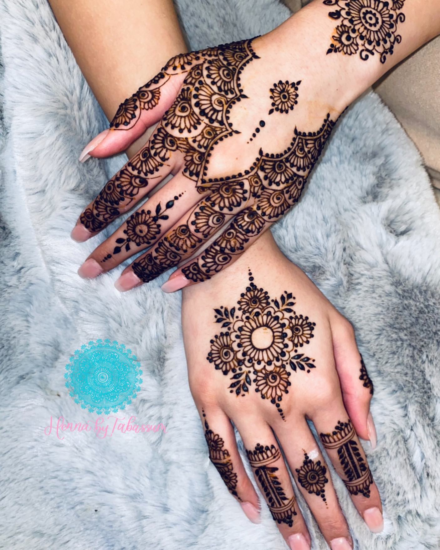 Henna By Tabassum